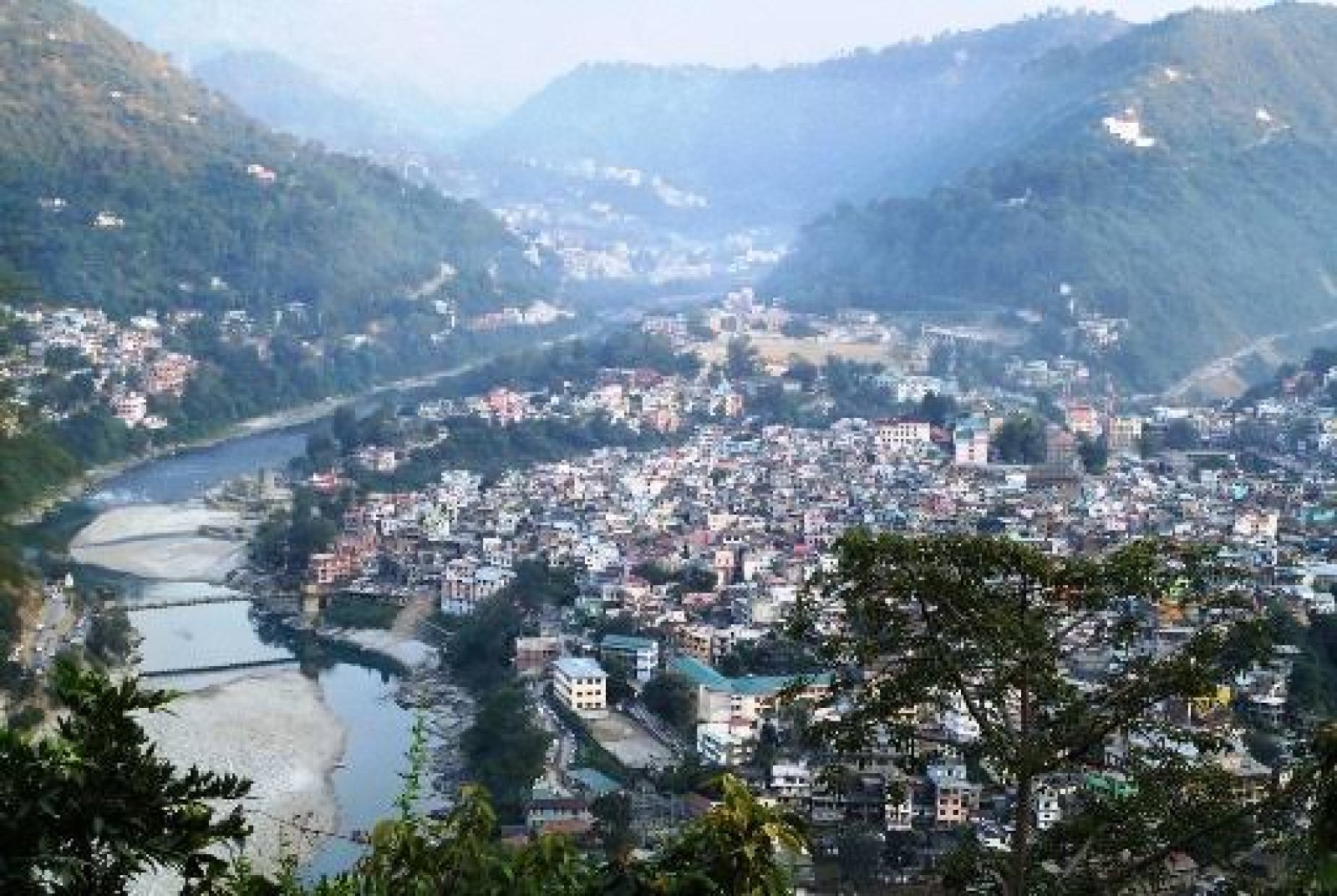 जिला मंडी के शिक्षा स्तर को सुधारना चुनौतीपूर्ण