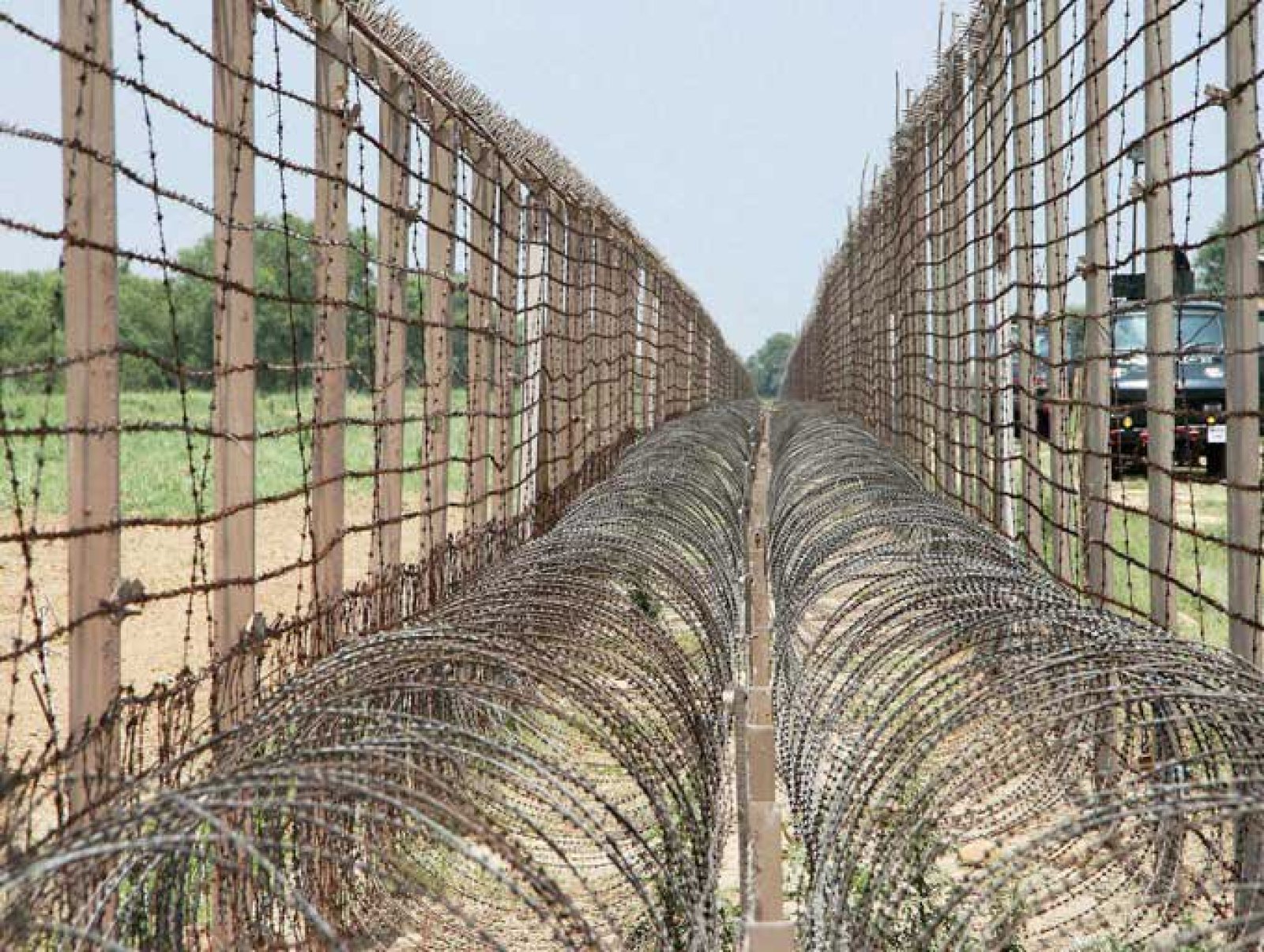 पाकिस्तान ने किया संघर्षविराम समझौते का उल्लंघन, बॉर्डर पर की फायरिंग