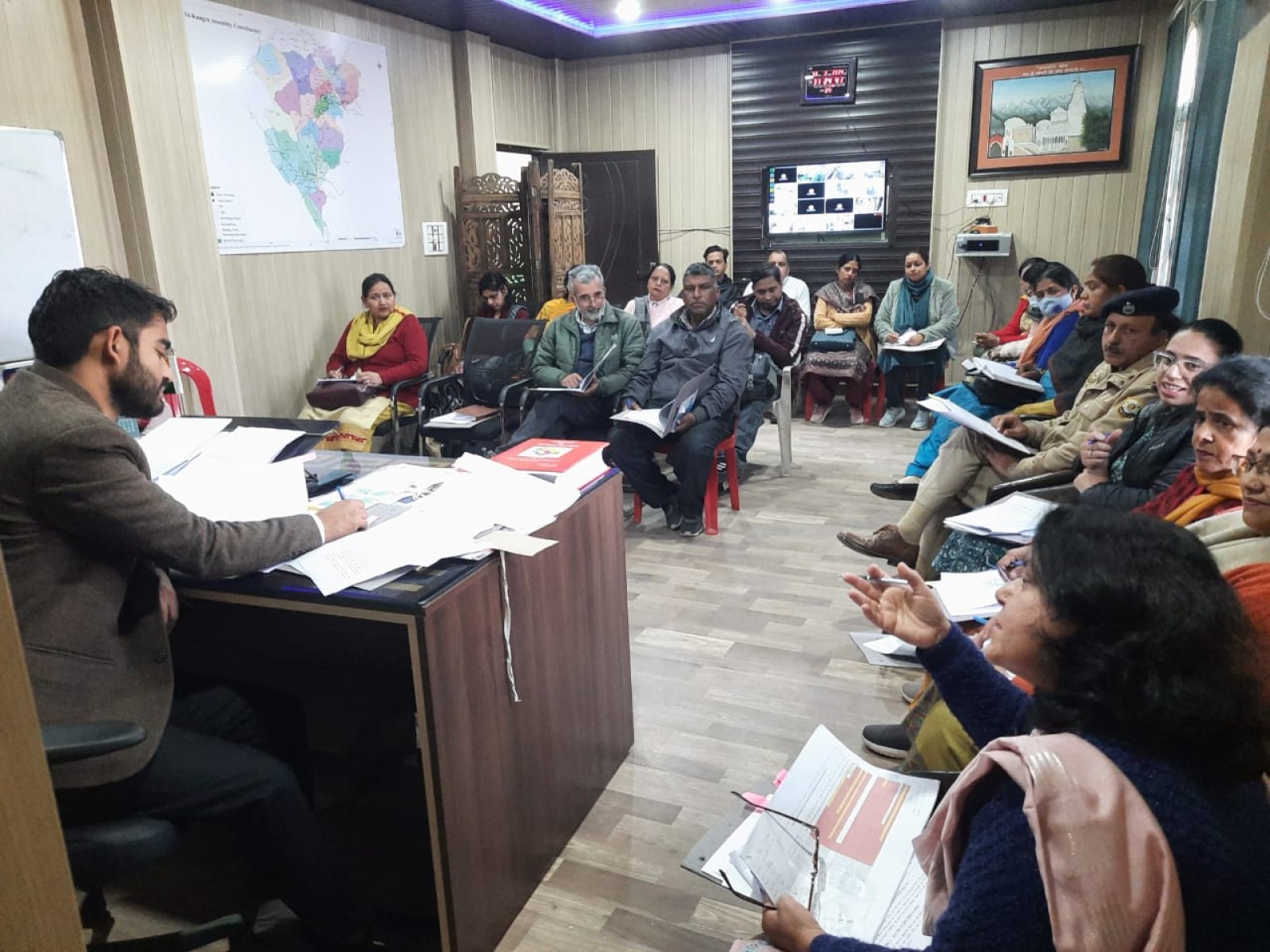 एसडीएम कांगड़ा की अध्यक्षता में बाल विकास परियोजनाओं की बैठक का आयोजन
