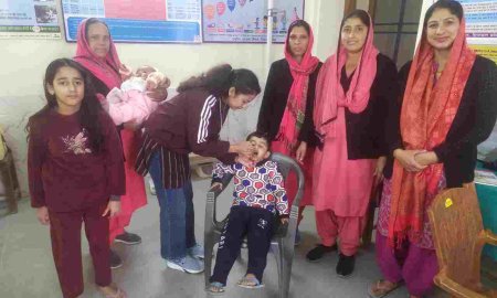 नादौन क्षेत्र में सफल हुआ पोलियो अभियान, हजारों बच्चों को पिलाई गई पोलियो की दो बूंद