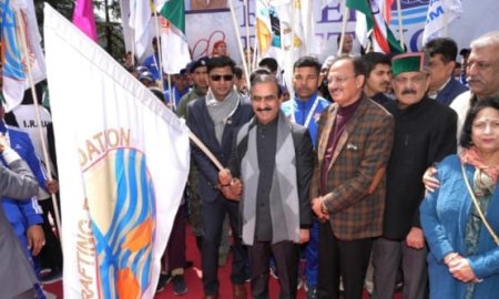 मुख्यमंत्री ने एशियन रिवर राफ्टिंग चैंपियनशिप को दिखाई हरी झंडी