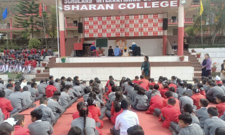 स्कोलर्स इंटरनेशनल स्कूल ने करवाया हवन का आयोजन