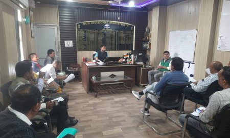 एआरओ कांगड़ा ने आचार संहिता को लेकर की स्थाई समिति और विभिन्न पार्टी सदस्यों साथ बैठक