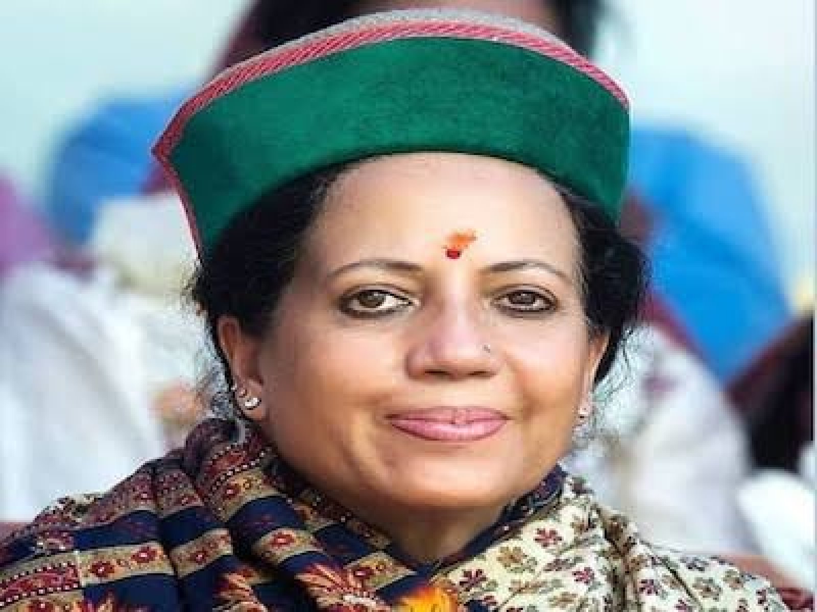 प्रतिभा सिंह से चर्चा करने पहुंचे मुकेश अग्निहोत्री
