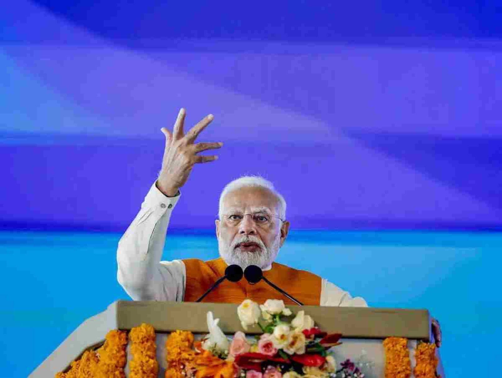 प्रधानमंत्री ने संगारेड्डी में दी हज़ारों करोड़ रुपये की विकास परियोजनाएं   
