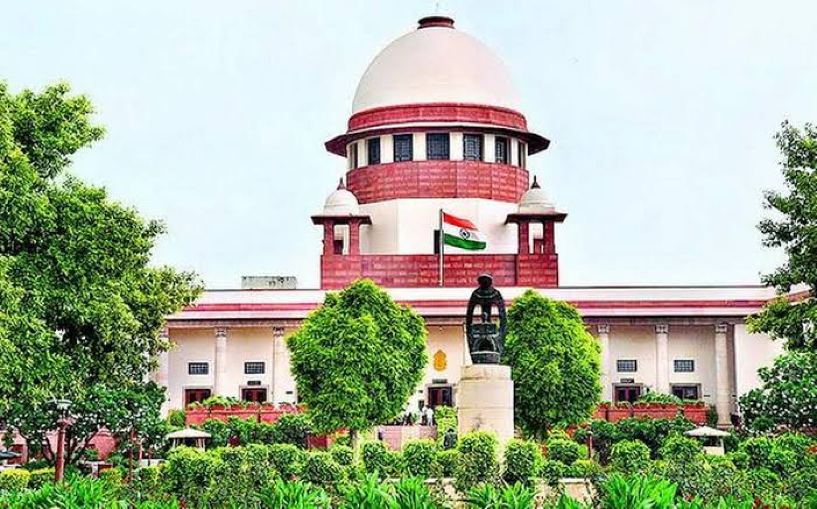 हिमाचल प्रदेश : सुप्रीम कोर्ट ने विधानसभा अध्यक्ष के फैसले पर रोक लगाने से किया इनकार