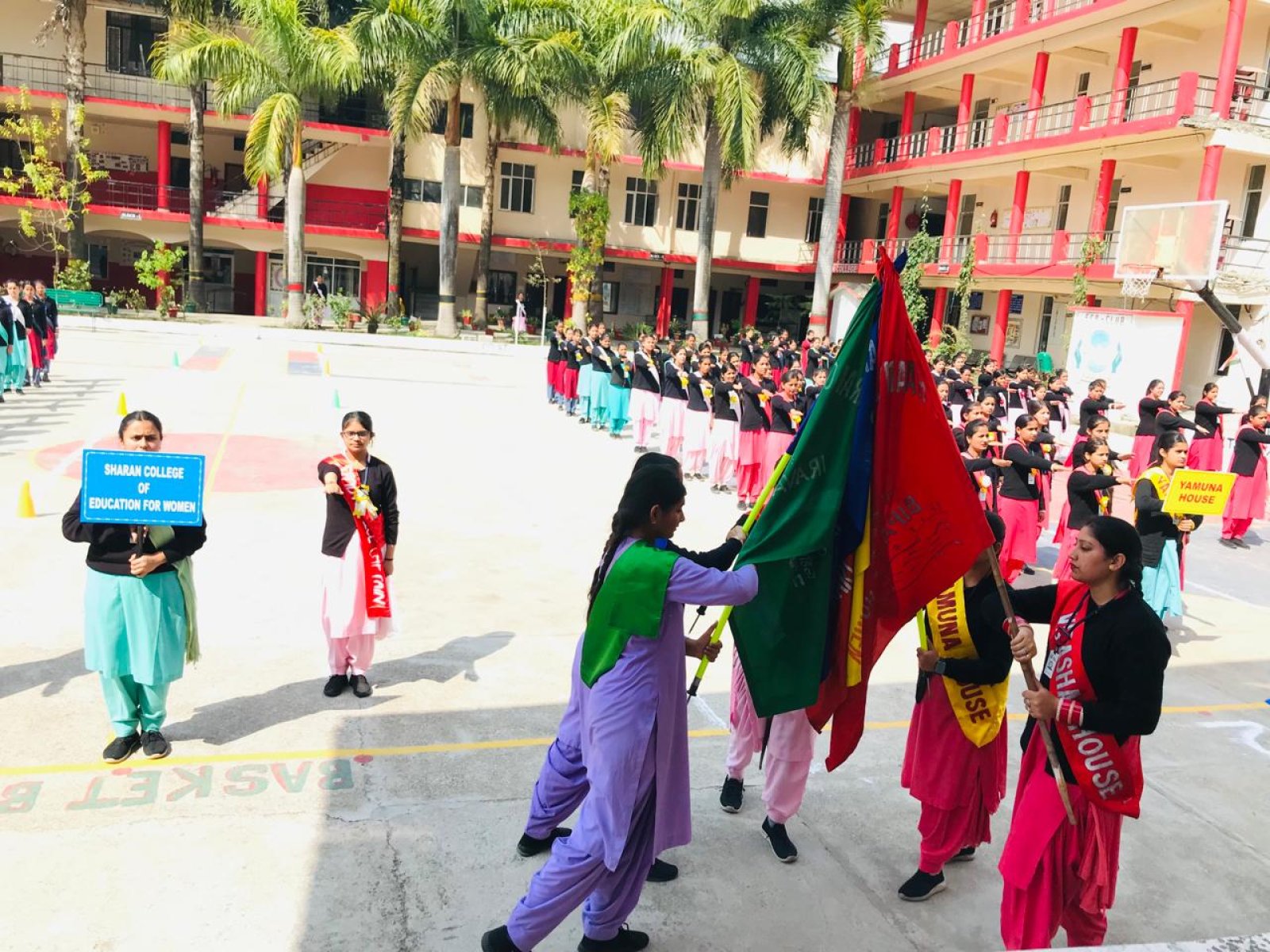 शरण कॉलेज ऑफ एजुकेशन में दो दिवसीय खेलों का शुभारंभ