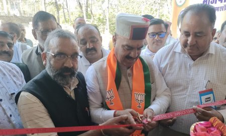 भाजपा प्रत्याशी इंद्र दत लखनपाल ने किया भाजपा कार्यालय का उद्घाटन