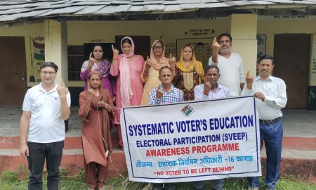 ठाकुरद्वारा, जटेहर, गाहलियां और  बड़ी वेइ में मतदाताओं को किया जागरूक : एसडीएम कांगड़ा