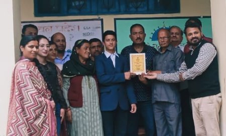 युवा विज्ञान क्विज कॉम्पिटिशन में पहले पांच में स्थान बनाने में सफल रहे सौरभ शर्मा