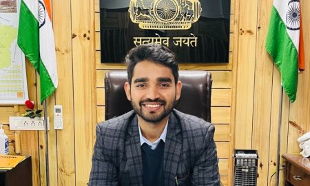 आवश्यक सेवाओं में तैनात कर्मी 26 से 28 मई तक मतदान सुविधा केंद्र पर कर सकेंगे मतदान : एआरो एवं एसडीएम कांगड़ा 