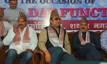 ड्राईवर के साथ मिल कर सुधीर शर्मा बने भू-माफियाः सुक्खू