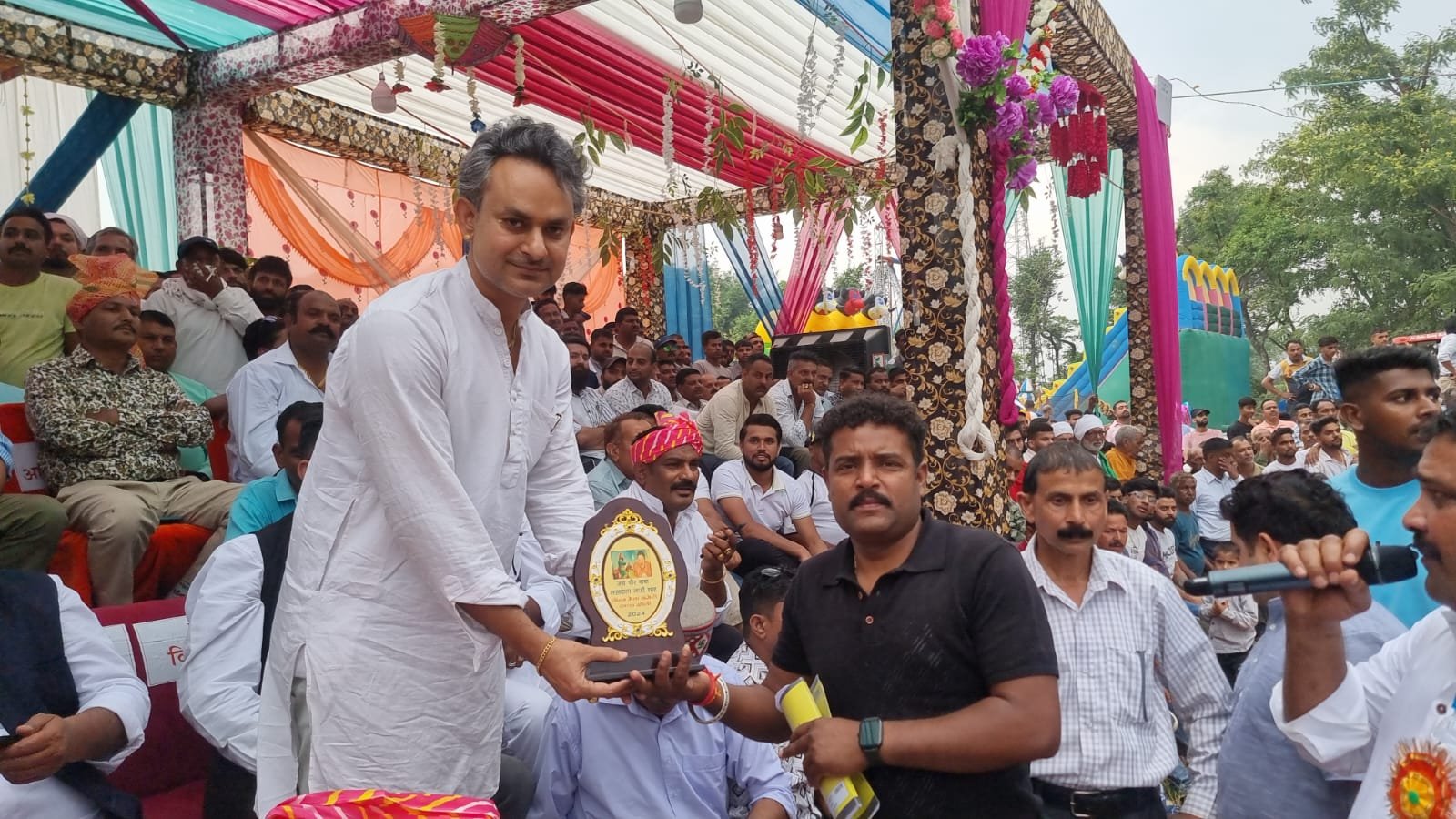 मेले और उत्सवों के आयोजन से हमारी संस्कृति को संजोने और सहेजने को बल मिलता है: अमित वर्मा 
