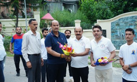 निरोग रहने के लिए  योग को बनाएँ दिनचर्या का हिस्सा- यादविंद्र गोमा