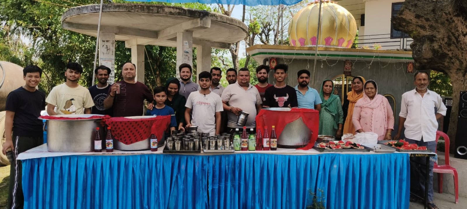 ठन्डे पानी की छबील ने गर्मी से लोगों को राहत दिलाई