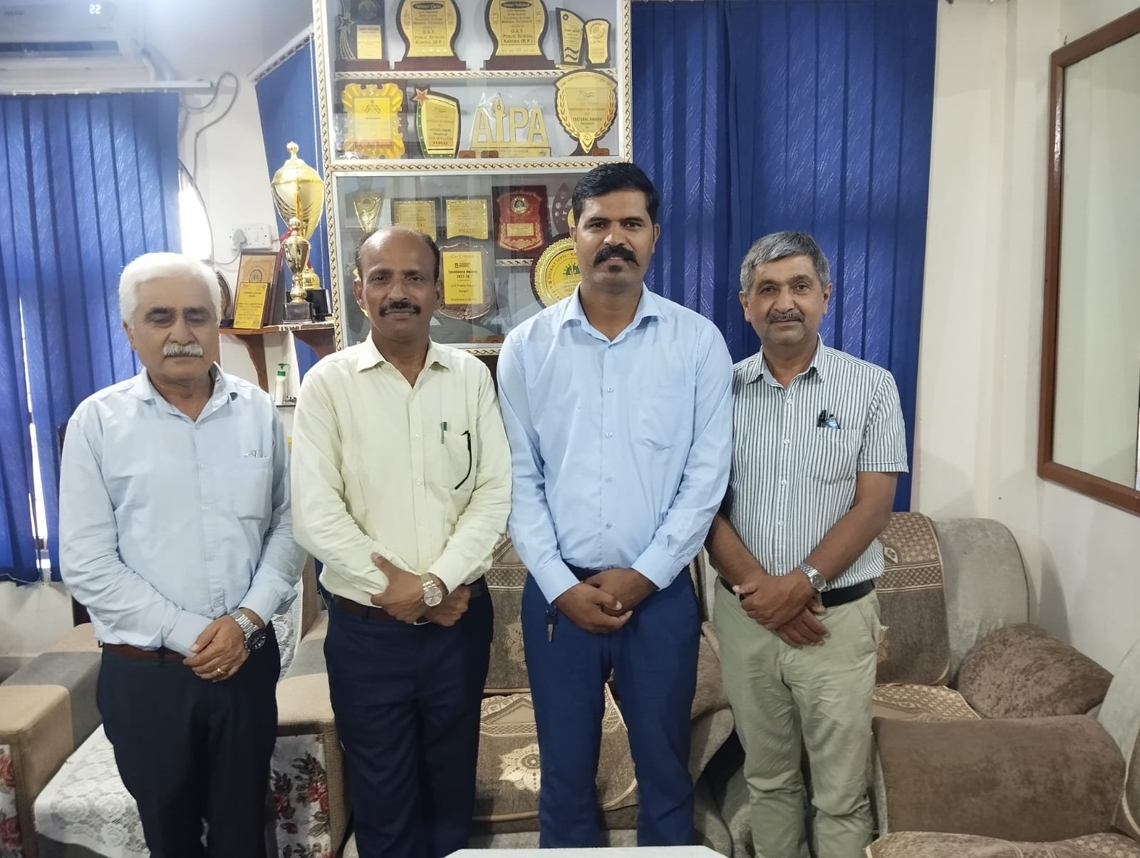 जीएवी के दिनेश बने इंटरनेशनल रेफरी, वर्ल्ड कप के लिए जाएंगे स्वीडन