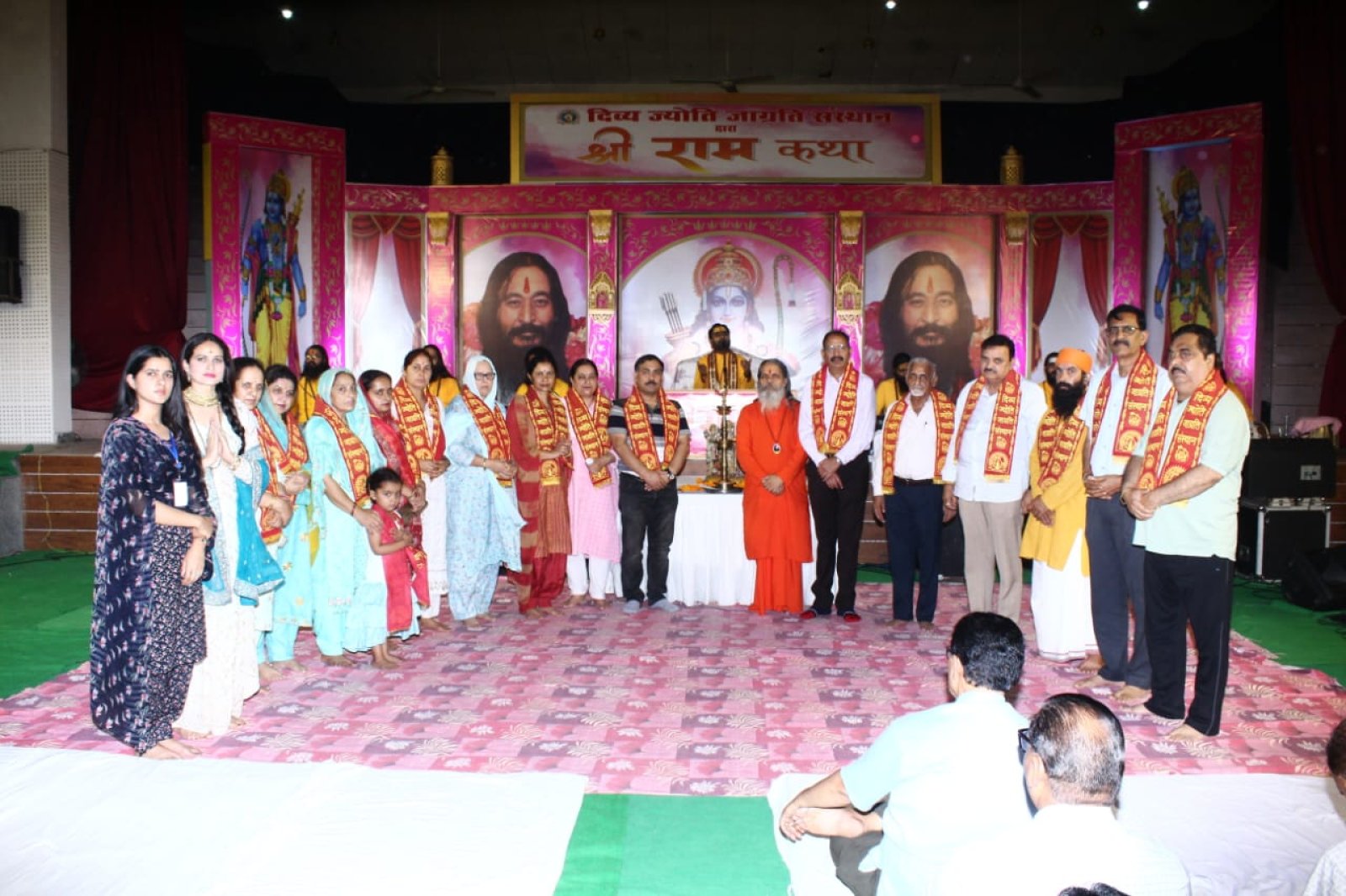 श्री राम कथा मानव के हृदय में भक्ति, वैराग्य और प्रेम का बीज करती है रोपित