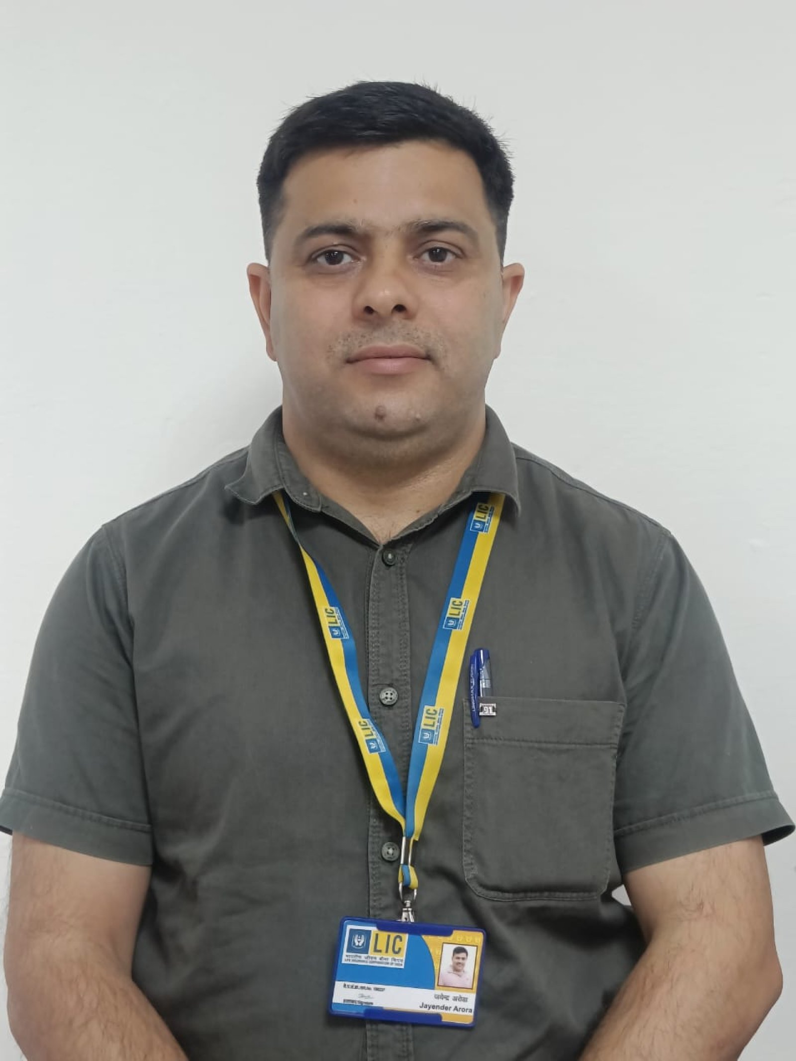 एलआईसी शाखा धर्मशाला में जयेंद्र अरोड़ा बतौर क्लस्टर हैड बैंक इंश्योरेंस देंगें अपनी सेवाएं