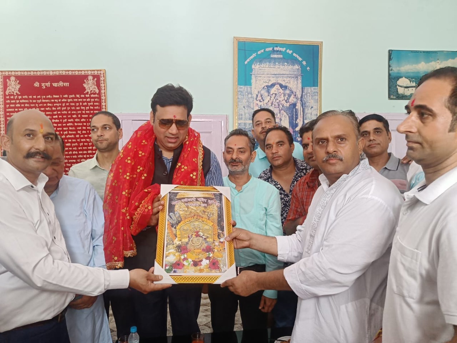 कैबिनेट रैंक मंत्री आरएस बाली ने सपरिवार पहुंच कर शक्तिपीठ श्री बज्रेश्वरी देवी में की पूजा अर्चना