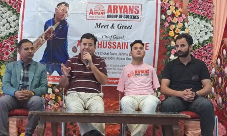 आर्यन्स के ब्रांड एंबेसडर पैरा क्रिकेटर आमिर हुसैन का कांगड़ा दौरा