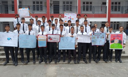 एमसीएम डीएवी कॉलेज में एंटी रैगिंग सप्ताह के अवसर पर पोस्टर मेकिंग प्रतियोगिता का किया आयोजन