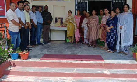 विजय वल्लभ शिक्षा कॉलेज में मनाया राजीव गांधी जयंती व सद्भावना दिवस 