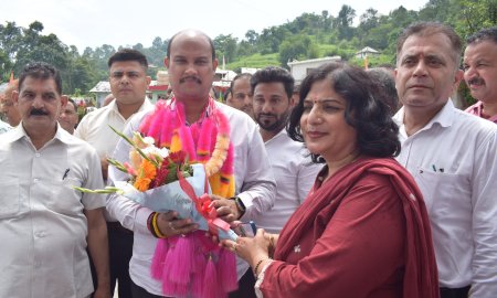 आलमपुर में बनेगा 10 बिस्तरों का आयुर्वेद अस्पताल: यादविंदर गोमा