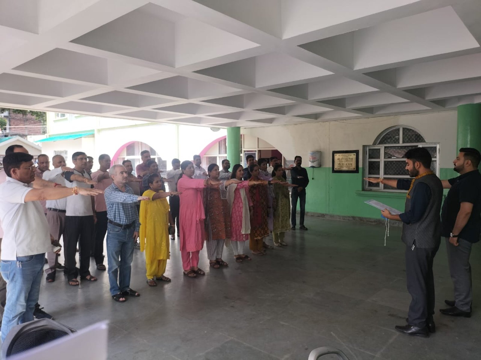 एसडीएम कांगड़ा ने अधिकारियों- कर्मचारियों को दिलाई सद्भावना की शपथ