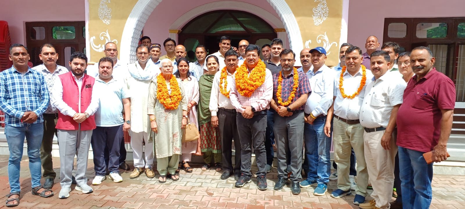हिमाचल एफिलिएटिड पब्लिक स्कूल संघ की बैठक का हुआ आयोजन