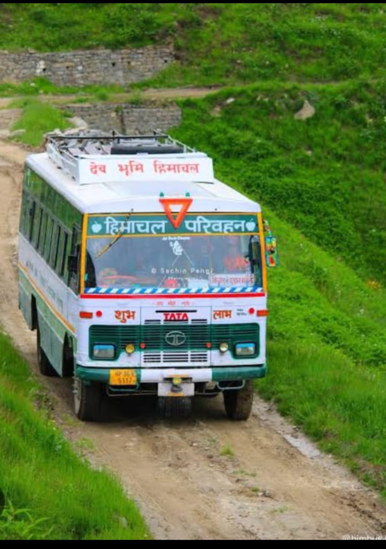 HRTC बस में अब सभी को लेना होगा टिकट, जिसका पास बना है अब उसका भी कटेगा टिकट