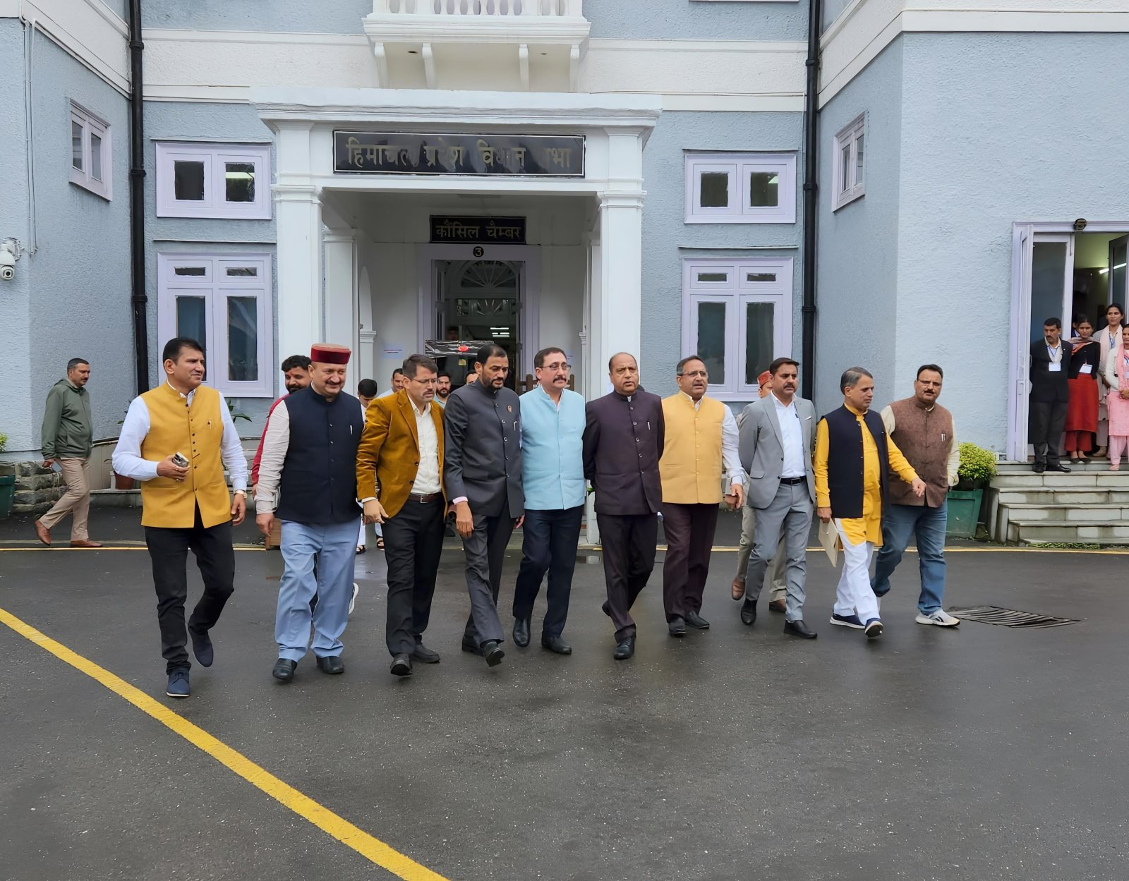 बड़े ठेकेदारों के साथ डील करके शराब घोटाला कर रही है सुक्खू सरकार : जयराम ठाकुर