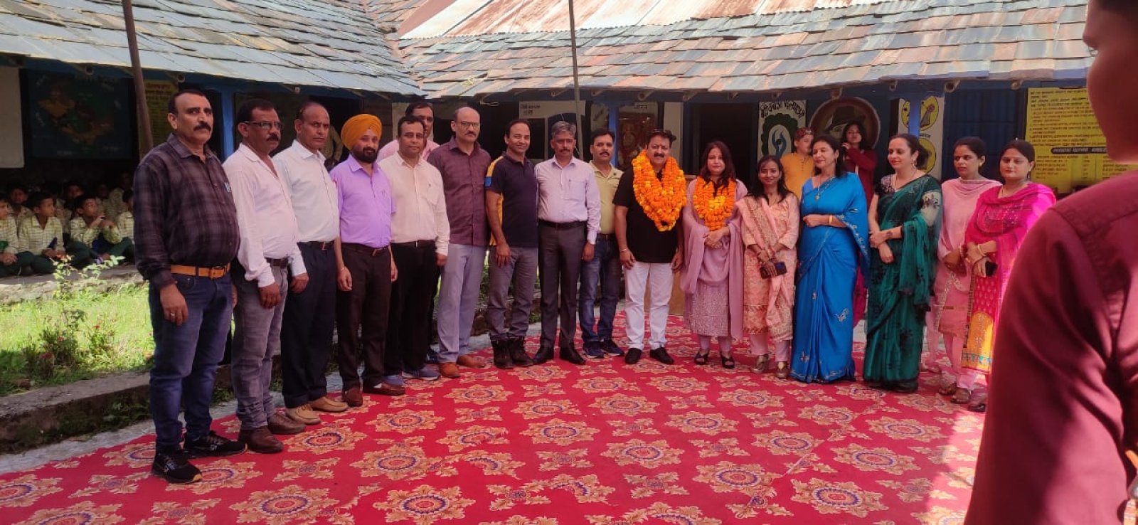 रजियाना बांध स्कूल से रिटायर हुए प्रवक्ता अर्थशास्त्र