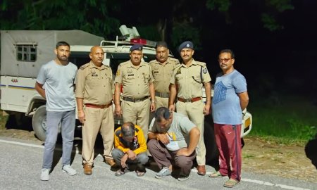 220 ग्राम चरस सहित दो व्यक्ति गिरफ्तार