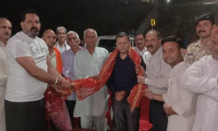 भराड़ी: बाड़ा दा घाट में विशाल जागरण का हुआ आयोजन