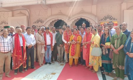 16 बटालियन डोगरा रेजीमेंट ने ज्वालामुखी मंदिर में 2 संगमरमर के शेर किए दान