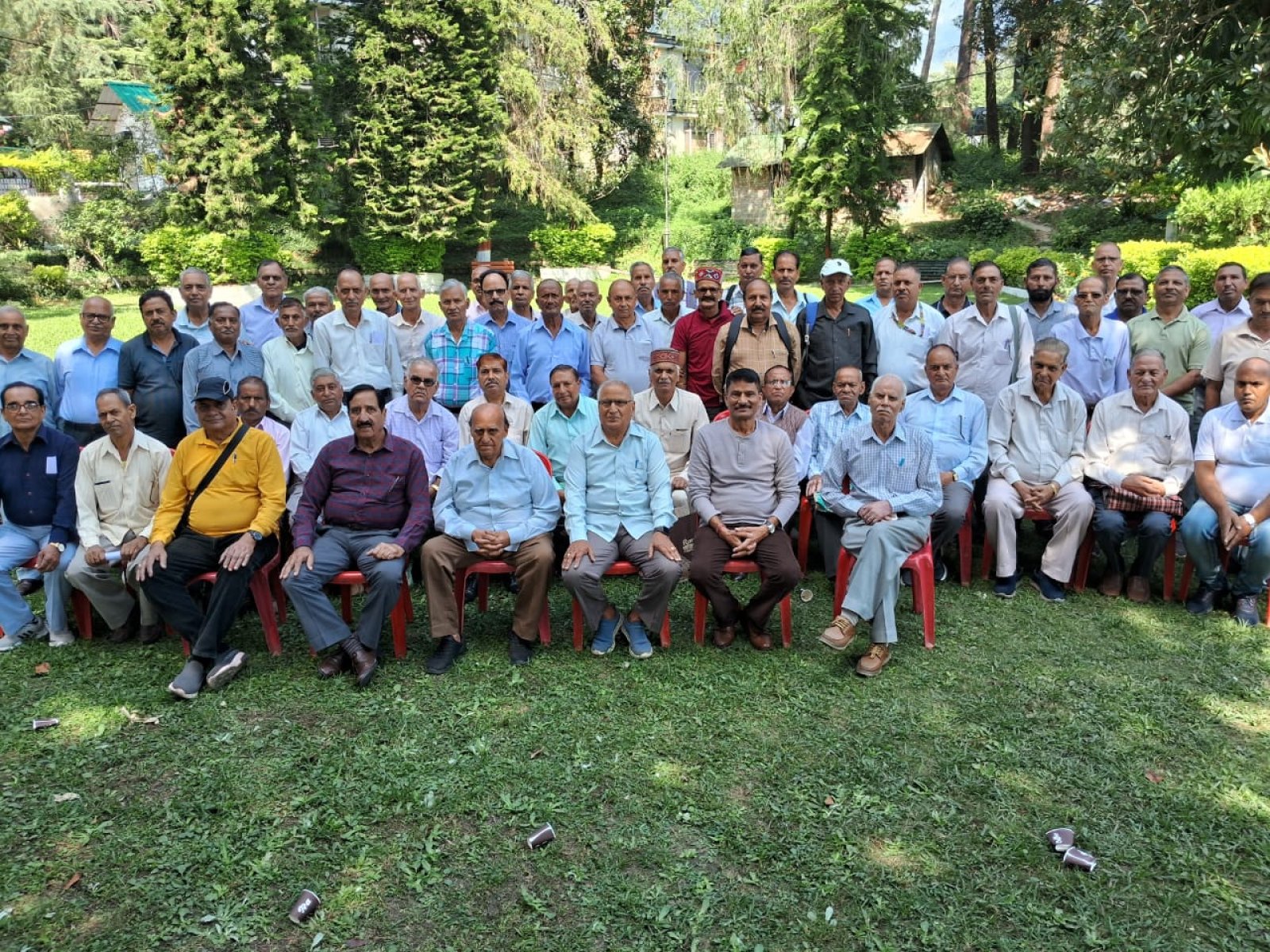 हिमाचल विद्युत पेंशनर्स फोरम की मासिक बैठक का हुआ आयोजन