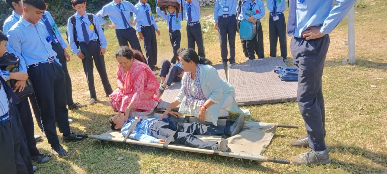 खोली स्कूल में किया ' मॉक ड्रिल ' का आयोजन