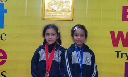 सुंदरनगर की दो छात्राओं ने किक बॉक्सिंग में जीता स्वर्ण