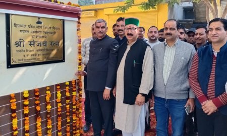 ग्रामीण क्षेत्रों में सड़क सुविधा उपलब्ध करवाने की सर्वोच्च प्राथमिकता: संजय रत्न