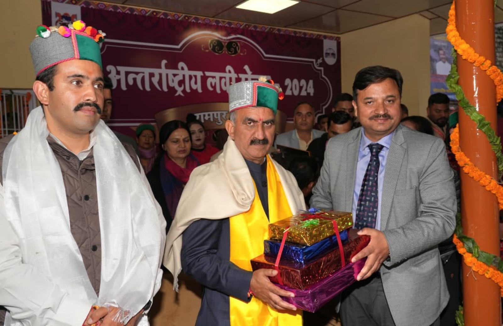 अंतरराष्ट्रीय लवी मेले में पहुंचे मुख्यमंत्री, करोड़ों की परियोजनाओं का किया उद्घाटन