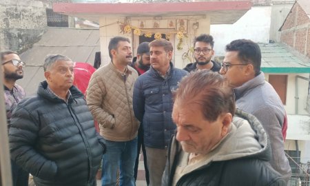 कांगड़ा विधायक ने मकान में लगी आग से हुए नुकसान का लिया जायजा