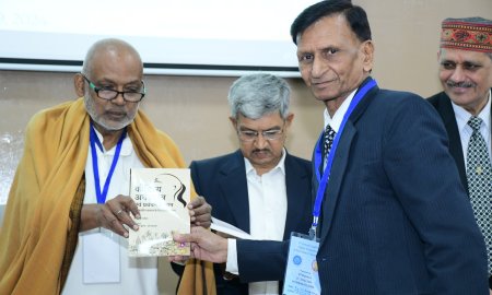 डॉ. प्रदीप कुमार ने एनआईटी चिरापूंजी में अनुवादित पुस्तक का किया विमोचन