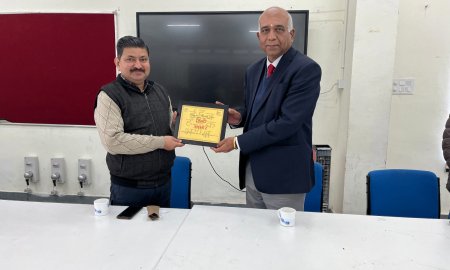 राष्ट्रीय फैशन संस्थान छेब कांगड़ा में हिंदी की उपयोगिता को लेकर कार्यशाला का किया आयोजन