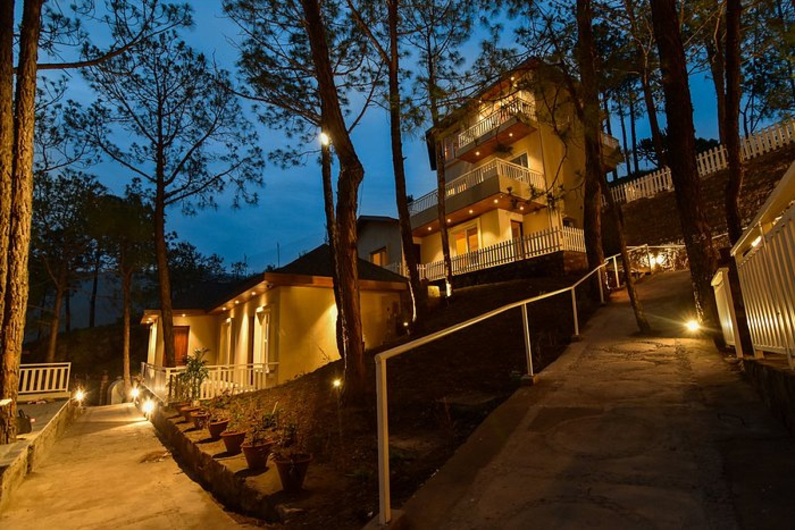 हिमाचल में ईको-टूरिज्म से क्रांति, रोजगार और पर्यावरण संरक्षण पर जोर