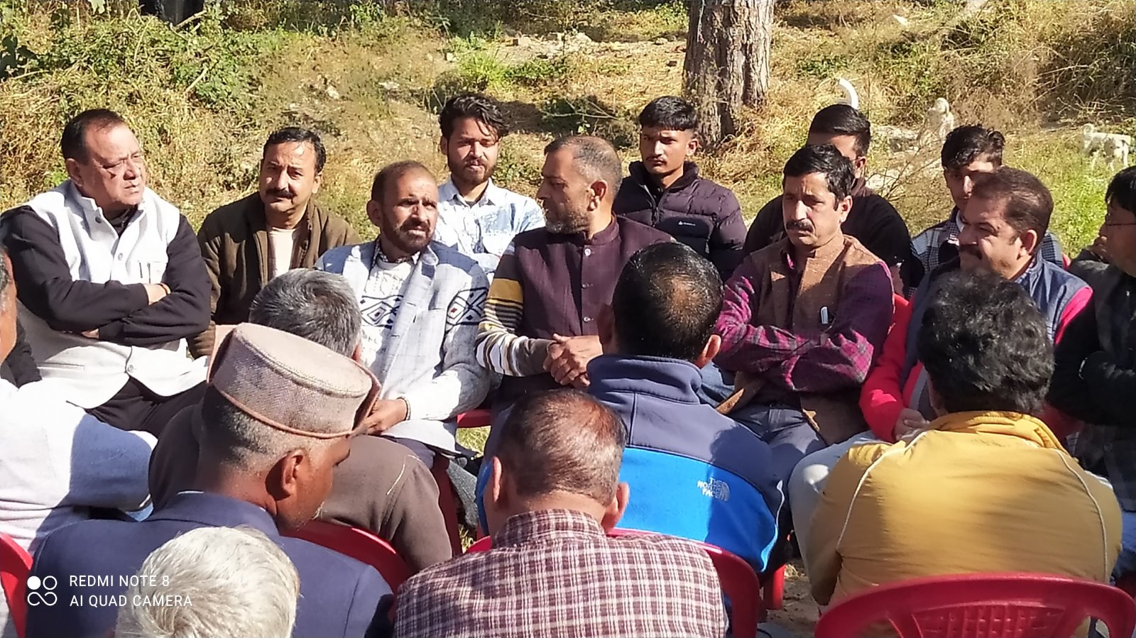 सरकार के दो साल के जश्न की तैयारी को लेकर बड़सर कांग्रेस पार्टी की बैठक आयोजित: पवन कालिया