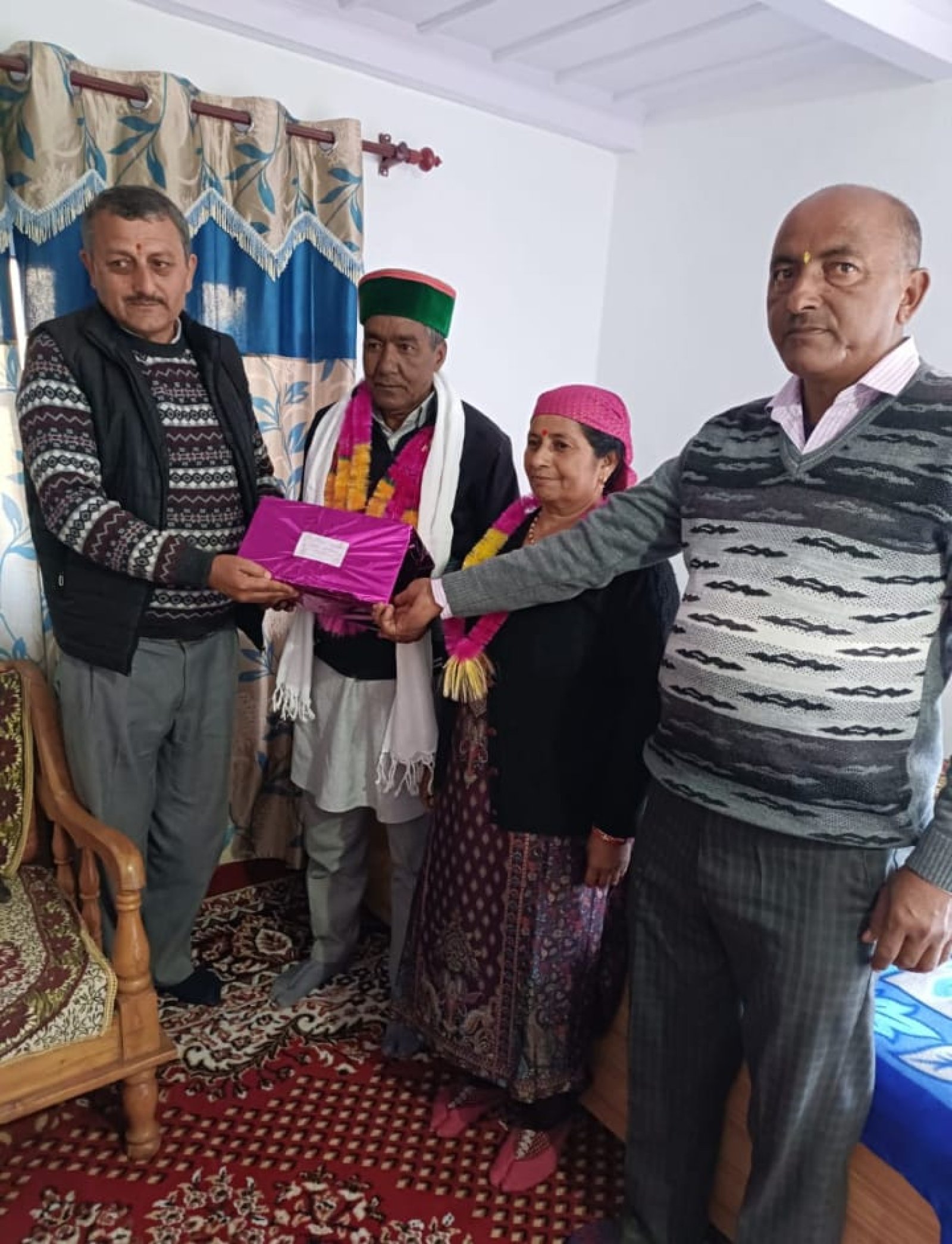 सादगी एवं गरिमा पूर्ण अंदाज में हुआ हीरामणि शर्मा का सेवानिवृत्ति समारोह