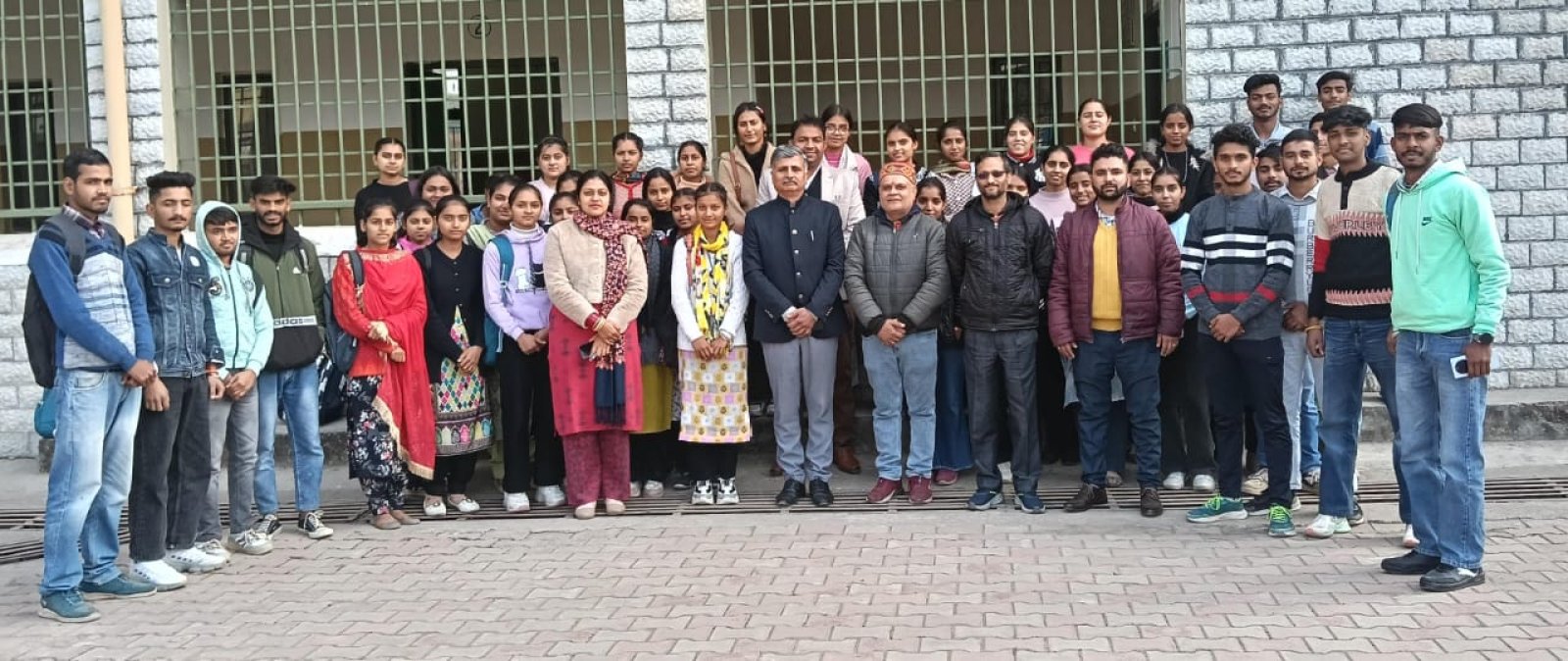 "IT और AI पर व्याख्यान, छात्रों के लिए शैक्षिक जागरूकता अभियान"