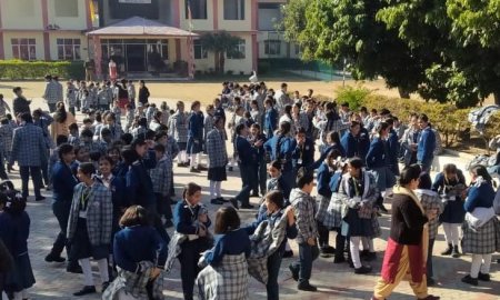 गैलेक्सी पब्लिक स्कूल में धूमधाम से मनाया लोहड़ी का त्यौहार