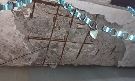 नादौन बस अड्डा में क्षतिग्रस्त छत से गिर रहे कंक्रीट के टुकड़े, बड़ा हादसा होने का खतरा