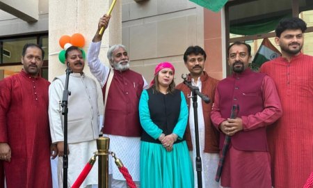 हिमाचली सांस्कृतिक दल ने प्रस्तुत किए देश प्रेम के तराने